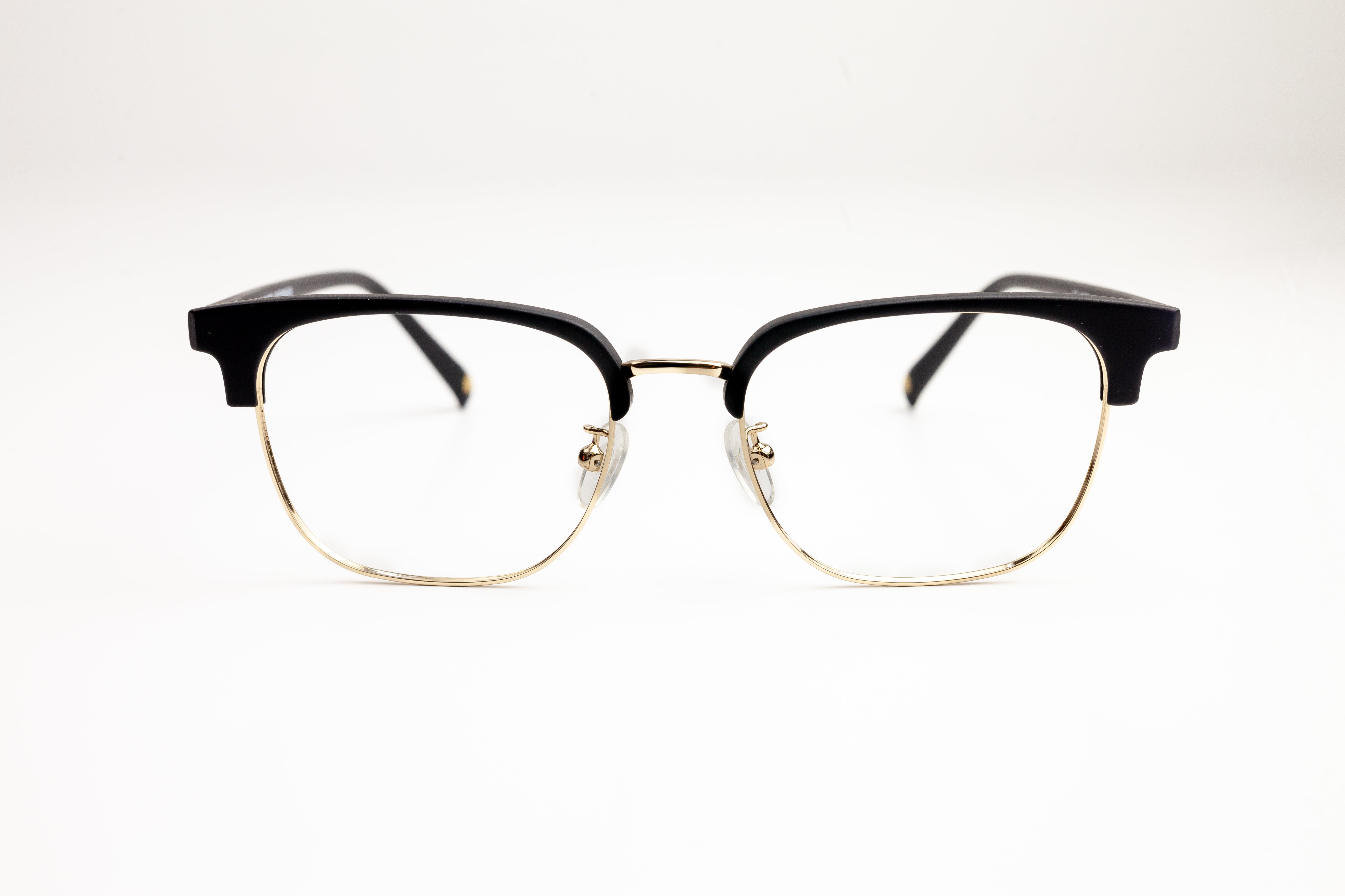 Mott & Bayard ST. JAMES